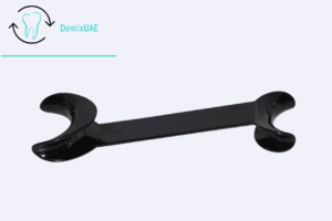 cheek retractor